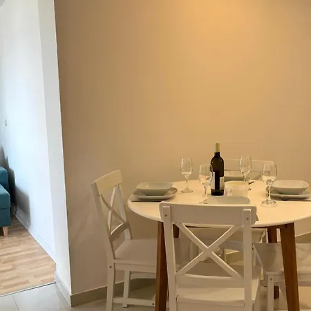 4174-8 For 6 Pers In